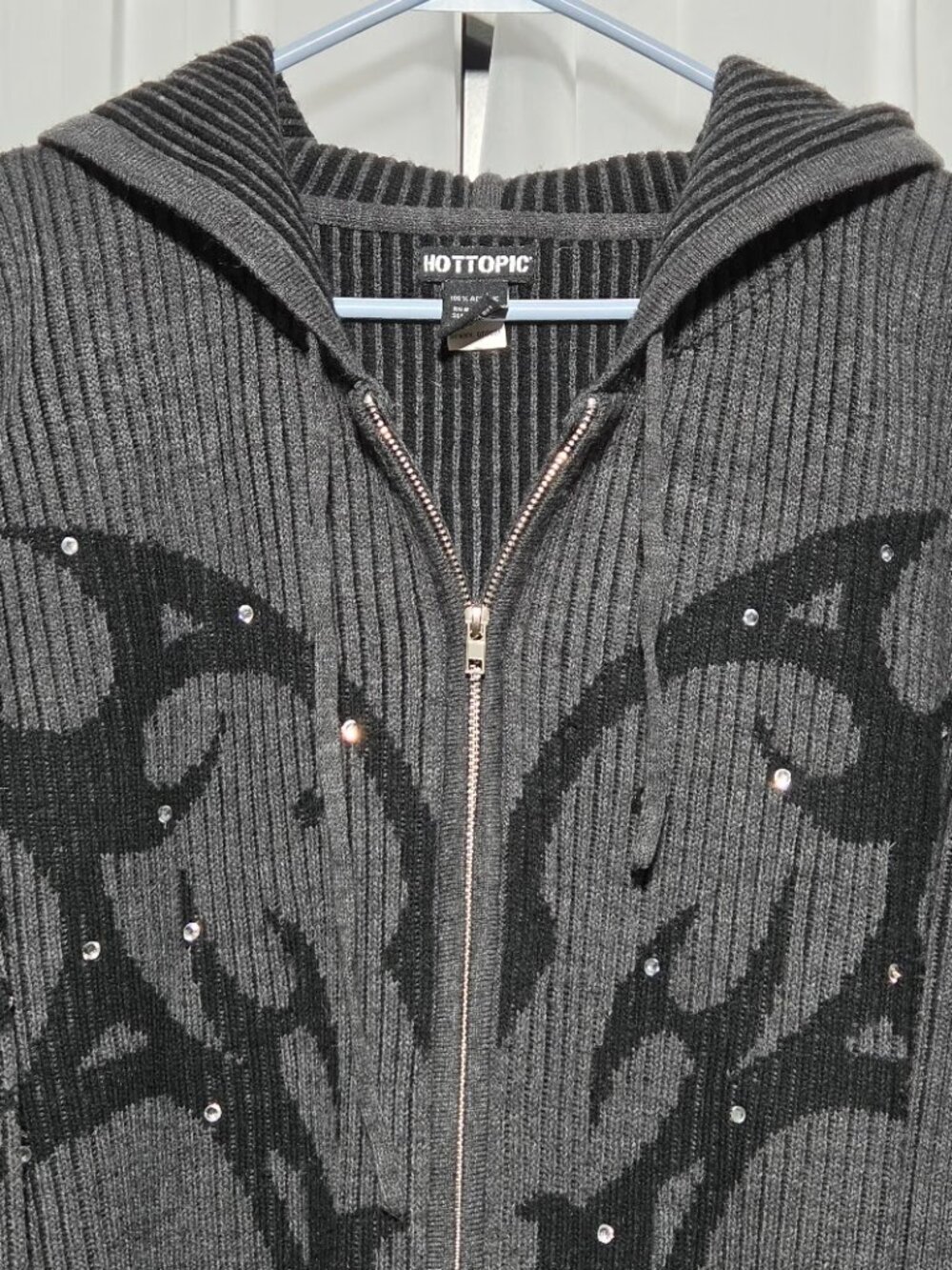 Hot Topic Grey Rhinestone Cyber Y2K Ribbed Knit Zip-Up Hoodie Large - Picture 3 of 6